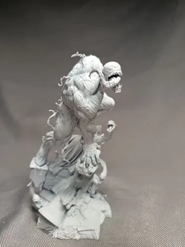 Динамичная 3D диорама с Веномом (Venom) из Marvel, фотополимерная печать и сложная покраска