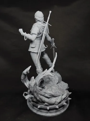 3D статуэтка Цири (Ciri) из вселенной Ведьмак (The Witcher), фотополимерная печать и покраска