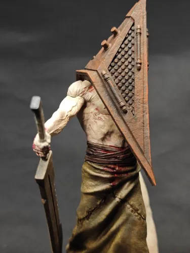 3D фигурка Пирамидоголового (Pyramid Head) из Сайлент Хилл (Silent Hill), профессиональная покраска