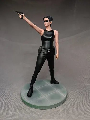 3D фигурка Тринити (Trinity) из фильма Матрица в латексном костюме, ручная покраска