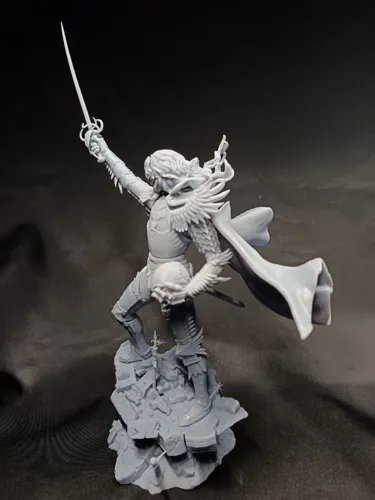 Кастомная 3D фигурка Гриффита (Griffith) в доспехах Банды Ястреба из аниме Берсерк, ручная покраска