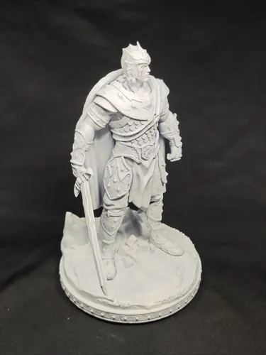 3D фигурка воина Карамона Маджере (Caramon Majere) из Саги о Копье (Dragonlance), ручная роспись