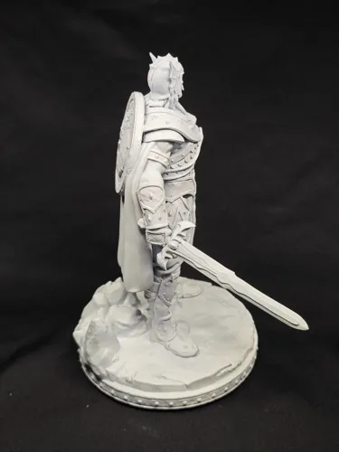 3D фигурка воина Карамона Маджере (Caramon Majere) из Саги о Копье (Dragonlance), ручная роспись