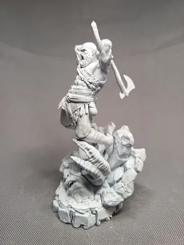 Детализированная 3D статуэтка Кратоса (Kratos) из God of War, ручная роспись татуировок и брони