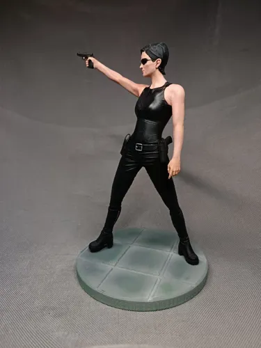 3D фигурка Тринити (Trinity) из фильма Матрица в латексном костюме, ручная покраска