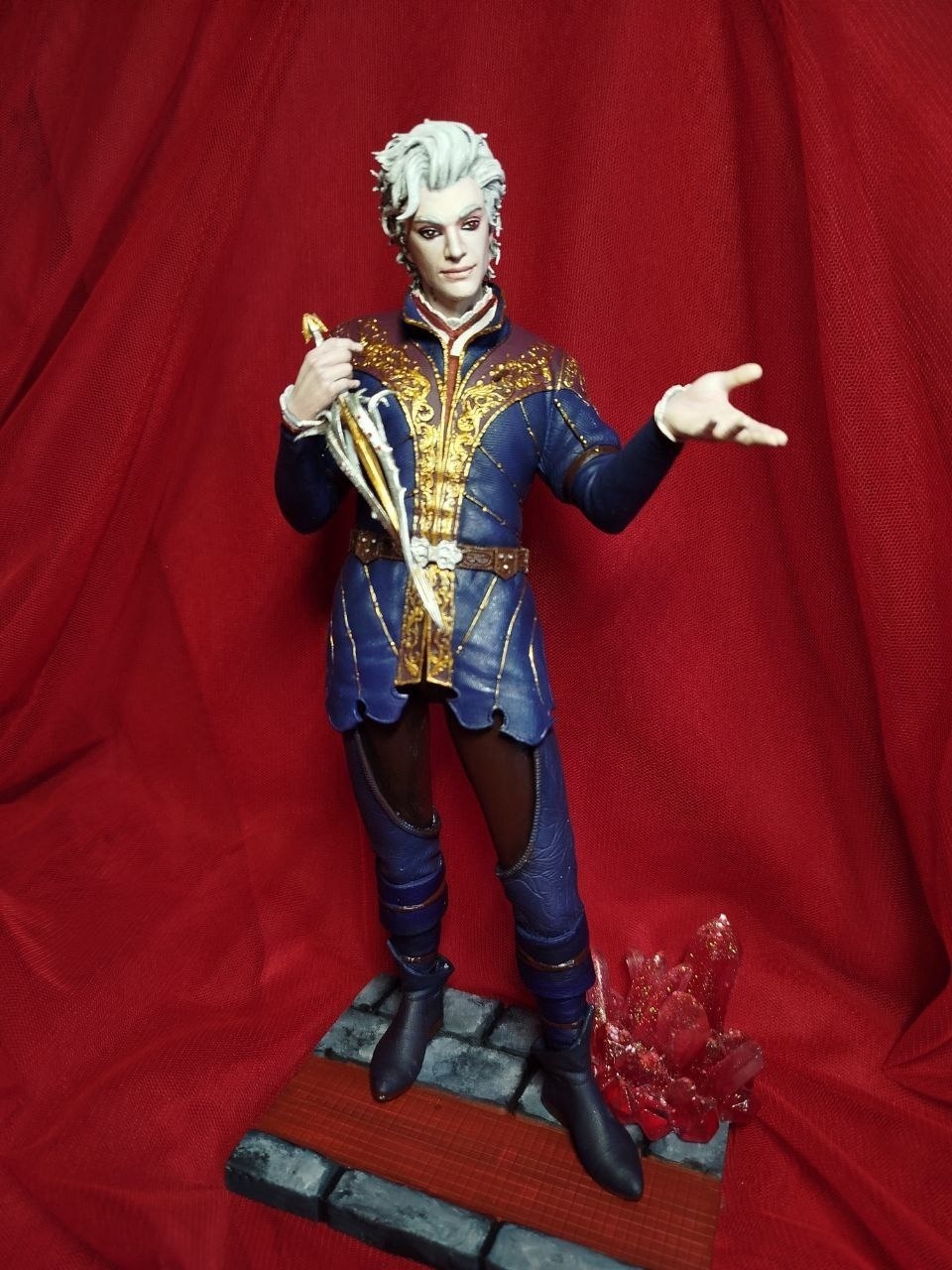 astarion-3D фигурка вампира Астариона (Astarion) из Baldur's Gate 3, ручная покраска миниатюры-bg3-statuetka-pokraska