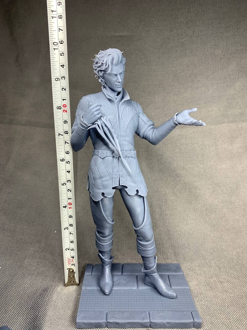 3D фигурка вампира Астариона (Astarion) из Baldur's Gate 3, ручная покраска миниатюры