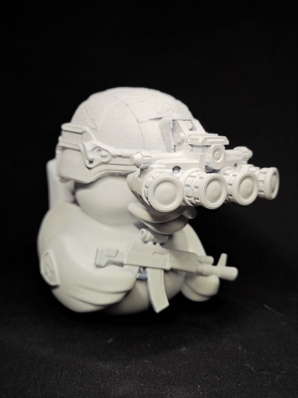 3D фигурка боевой утки солдата (Duck Tac), печать на фотополимерном принтере и покраска