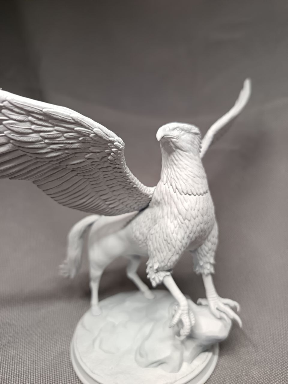 3D статуэтка паладина-дренея Ирель (Yrel) из World of Warcraft, ручная покраска доспехов