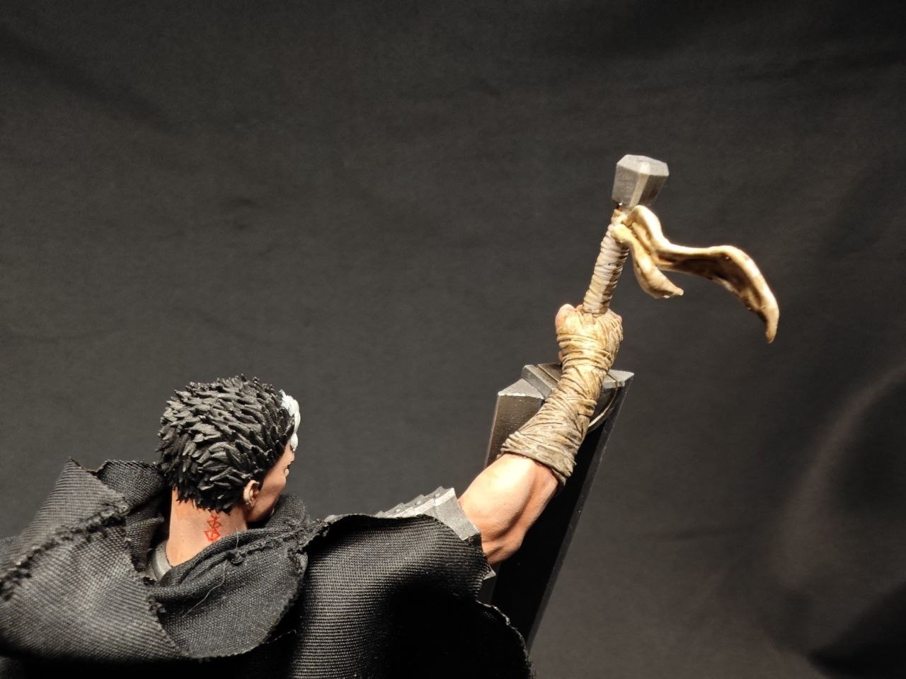 Детализированная 3D фигурка Гатса (Guts) из аниме Берсерк (Berserk), профессиональная ручная покраска
