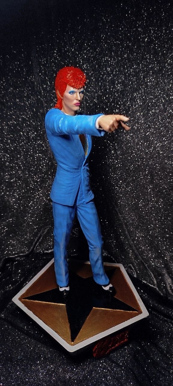 Кастомная 3D фигурка Дэвида Боуи (David Bowie) в образе Зигги Стардаста, ручная покраска