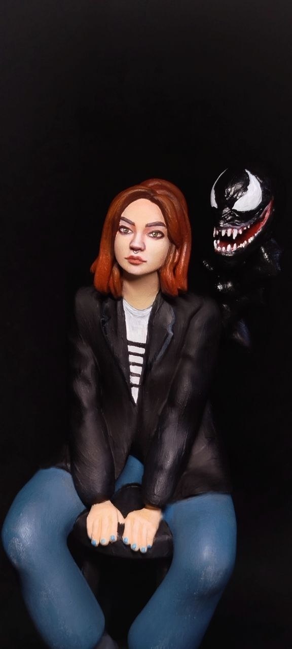 Кастомная портретная 3D фигурка девушки, созданная по фотографии, ручная покраска