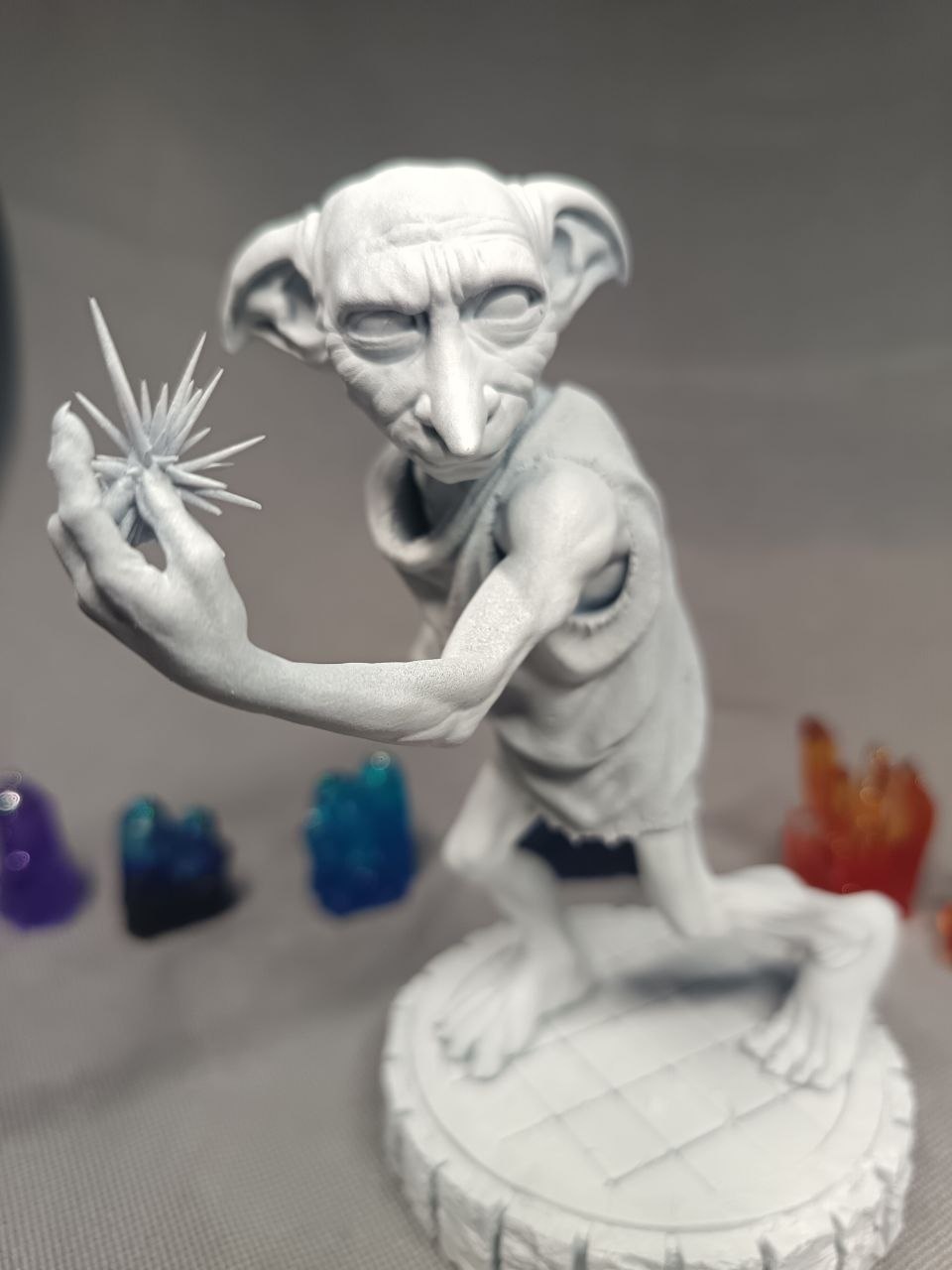 3D фигурка домового эльфа Добби (Dobby) из Гарри Поттера с носком, ручная покраска