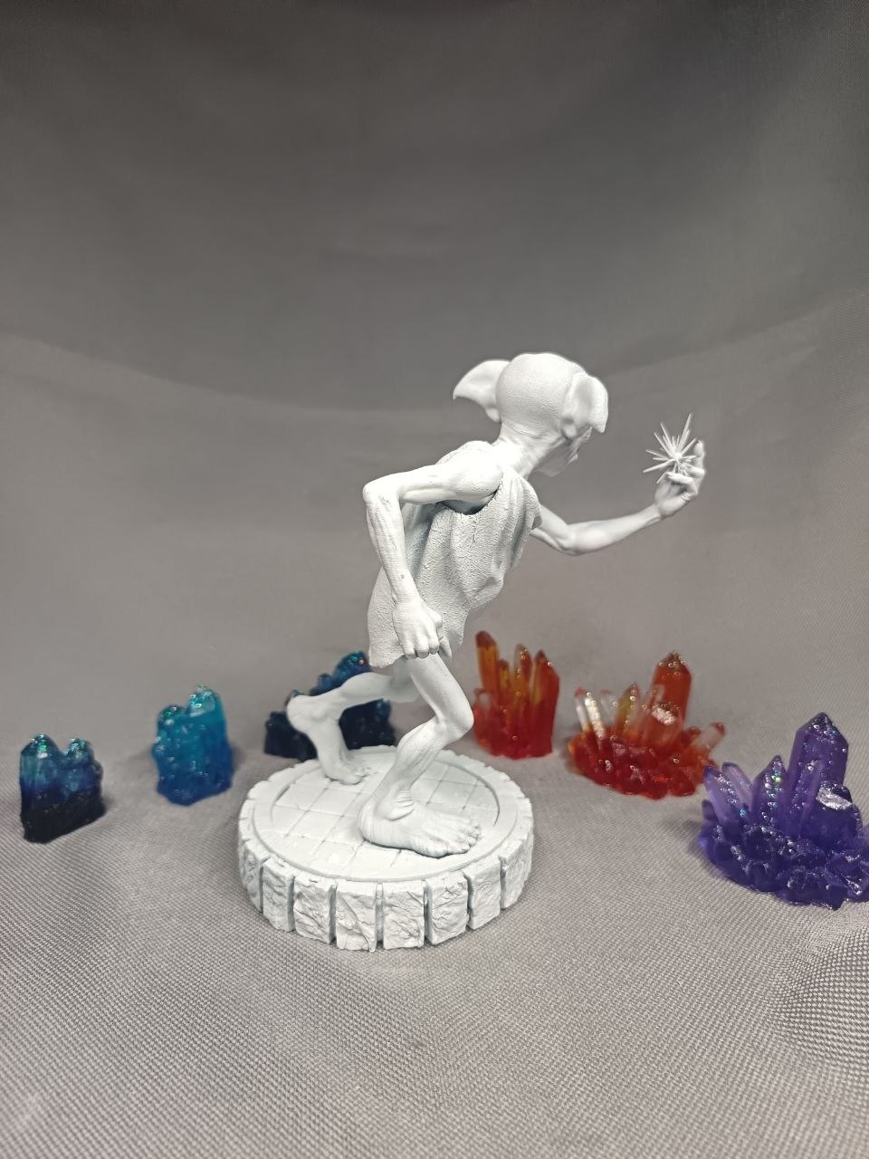 3D фигурка домового эльфа Добби (Dobby) из Гарри Поттера с носком, ручная покраска