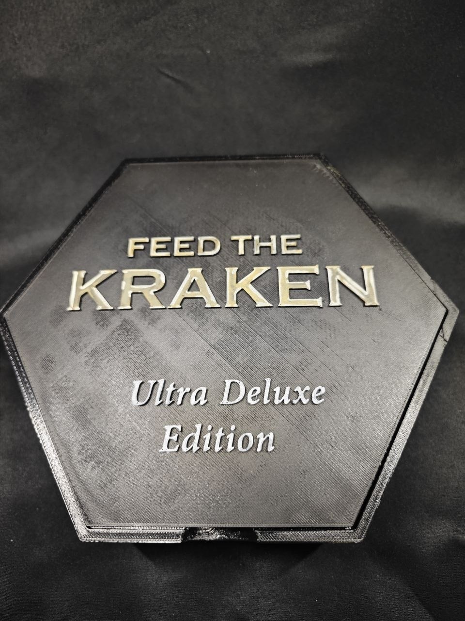 Миниатюра Кракена для настольной игры "Feed the Kraken" (Кто накормит Кракена?), ручная покраска