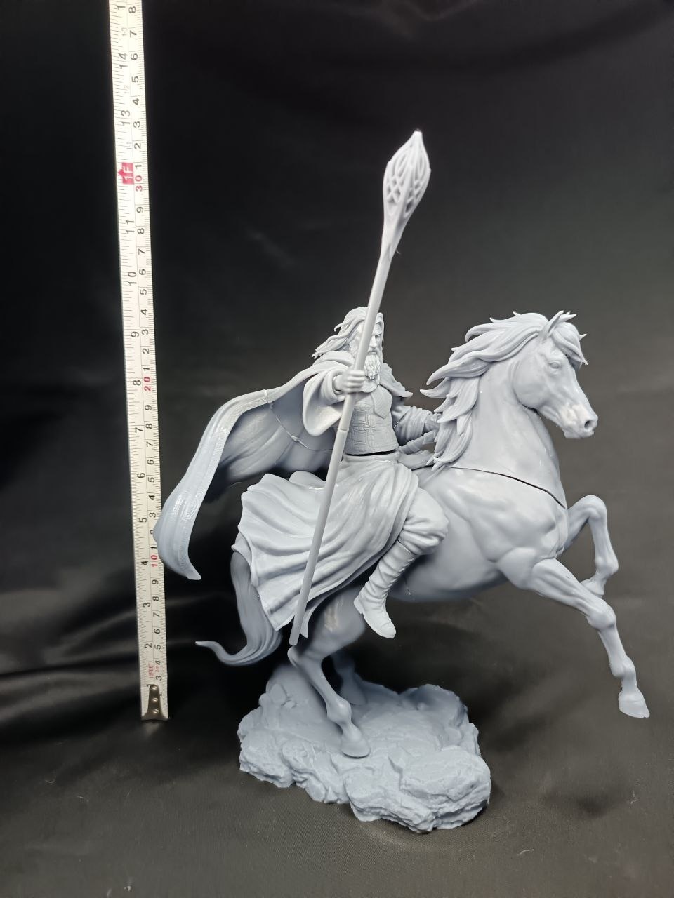 3D статуэтка Гэндальфа Белого (Gandalf the White) из Властелина Колец, фотополимерная печать
