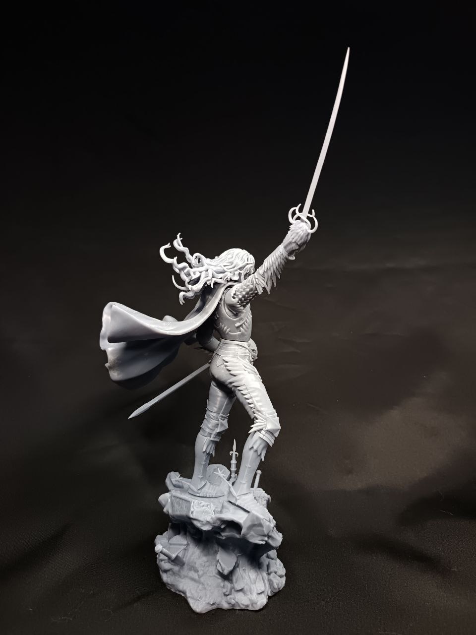 Кастомная 3D фигурка Гриффита (Griffith) в доспехах Банды Ястреба из аниме Берсерк, ручная покраска