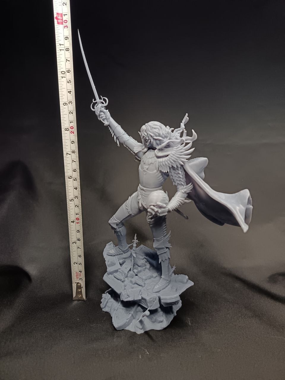 Кастомная 3D фигурка Гриффита (Griffith) в доспехах Банды Ястреба из аниме Берсерк, ручная покраска