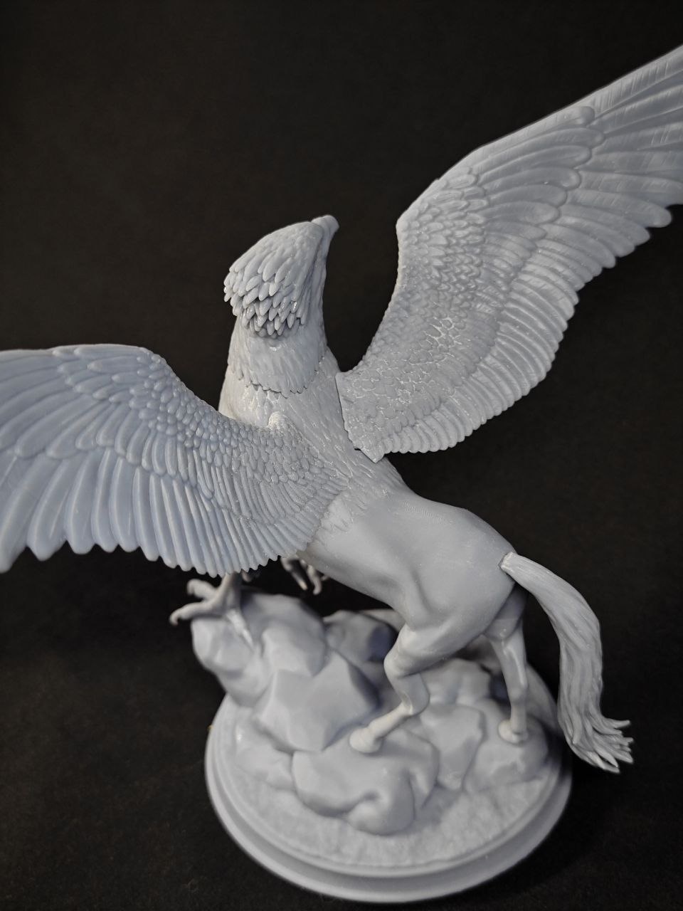 3D фигурка Грифона из вселенной Гарри Поттера (Harry Potter), детализированная ручная покраска