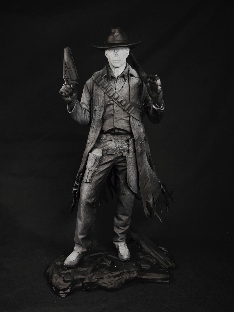 3D фигурка Гуля (The Ghoul) из вселенной Fallout (Фоллаут), ручная роспись деталей