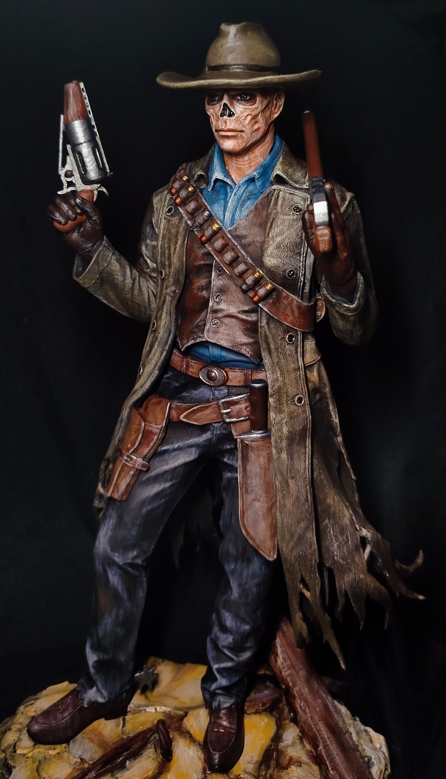 3D фигурка Гуля (The Ghoul) из вселенной Fallout (Фоллаут), ручная роспись деталей