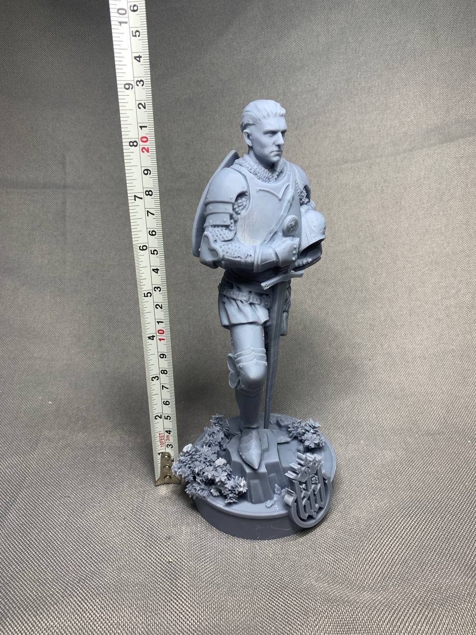 3D фигурка Индржиха (Henry of Skalitz) из игры Kingdom Come: Deliverance, ручная роспись доспехов