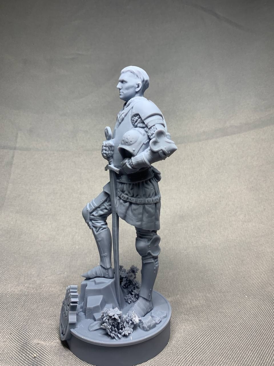 3D фигурка Индржиха (Henry of Skalitz) из игры Kingdom Come: Deliverance, ручная роспись доспехов