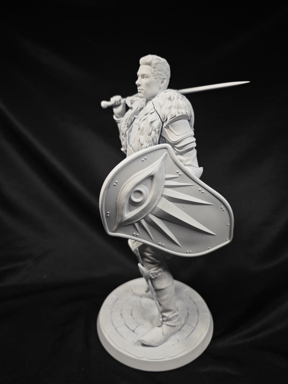 3D фигурка храмовника Каллена Резерфорда (Cullen Rutherford) из Dragon Age, ручная роспись