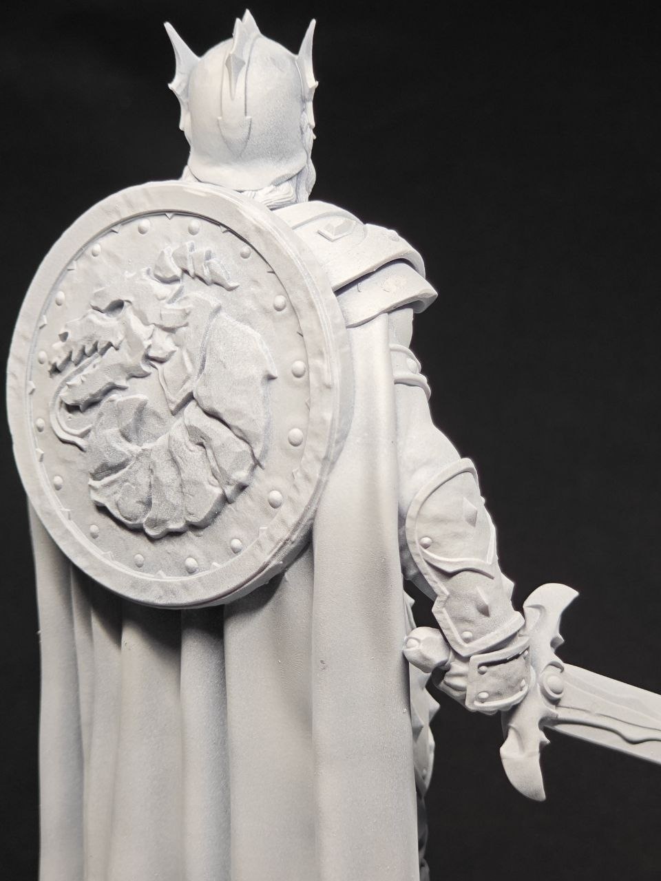 3D фигурка воина Карамона Маджере (Caramon Majere) из Саги о Копье (Dragonlance), ручная роспись