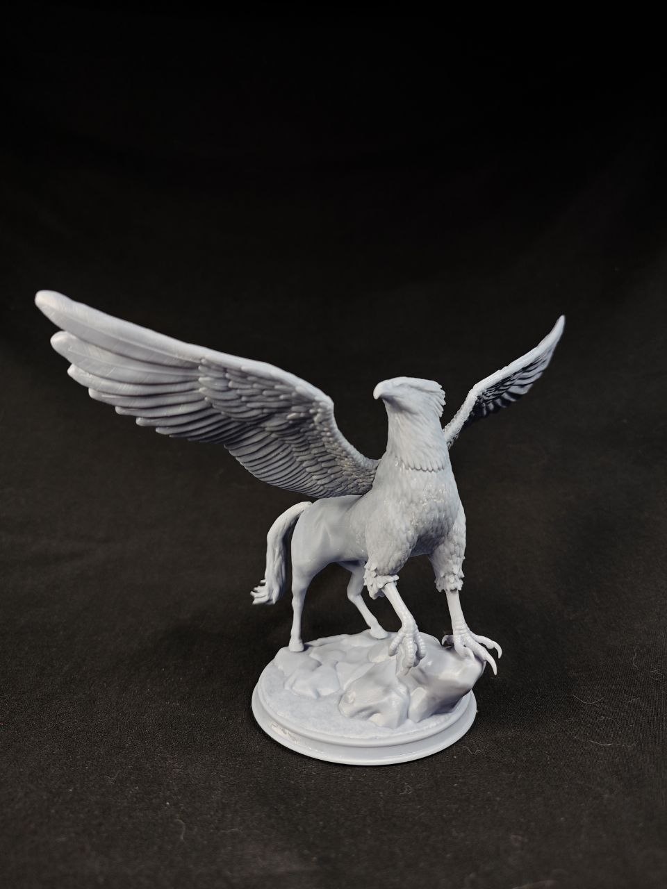 3D фигурка Грифона из вселенной Гарри Поттера (Harry Potter), детализированная ручная покраска