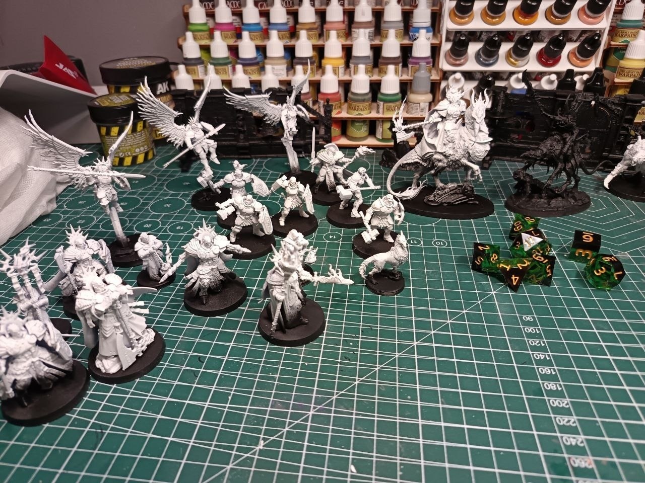 Миниатюра крысолюда Скавена (Skaven) из вселенной Warhammer, фотополимерная печать и покраска