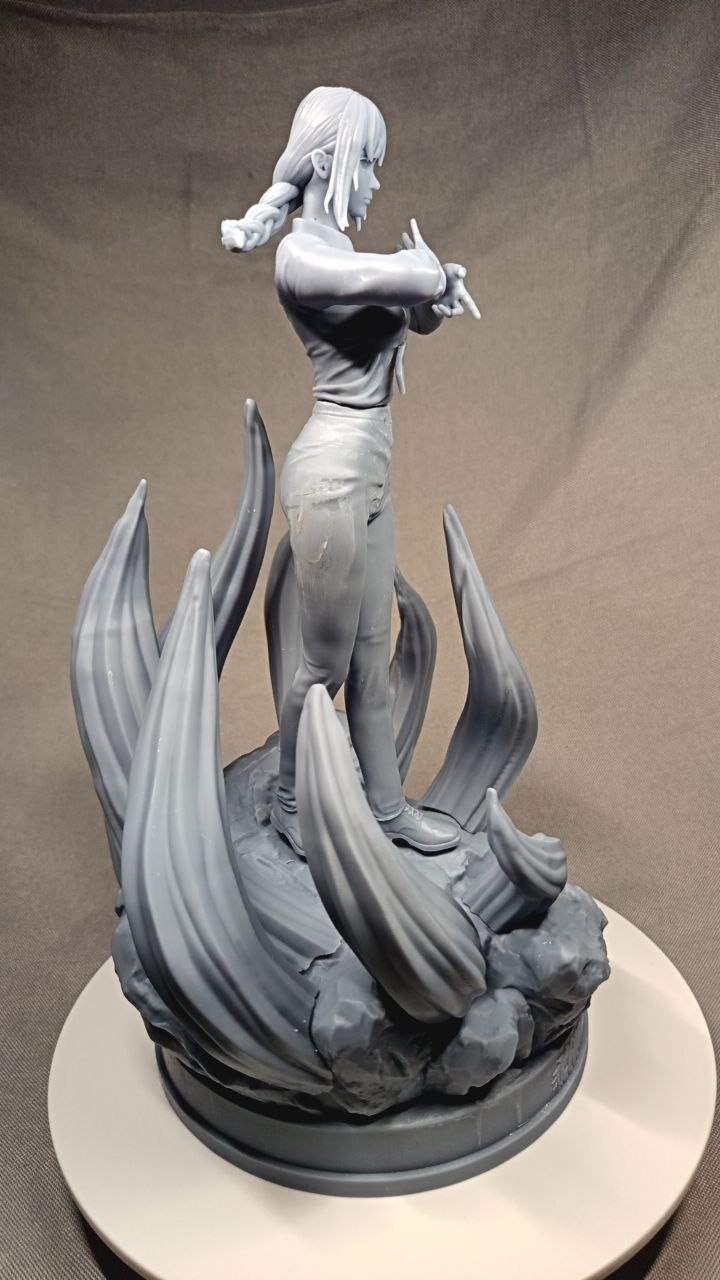 3D фигурка Макимы (Makima) из аниме Человек-бензопила (Chainsaw Man), ручная покраска