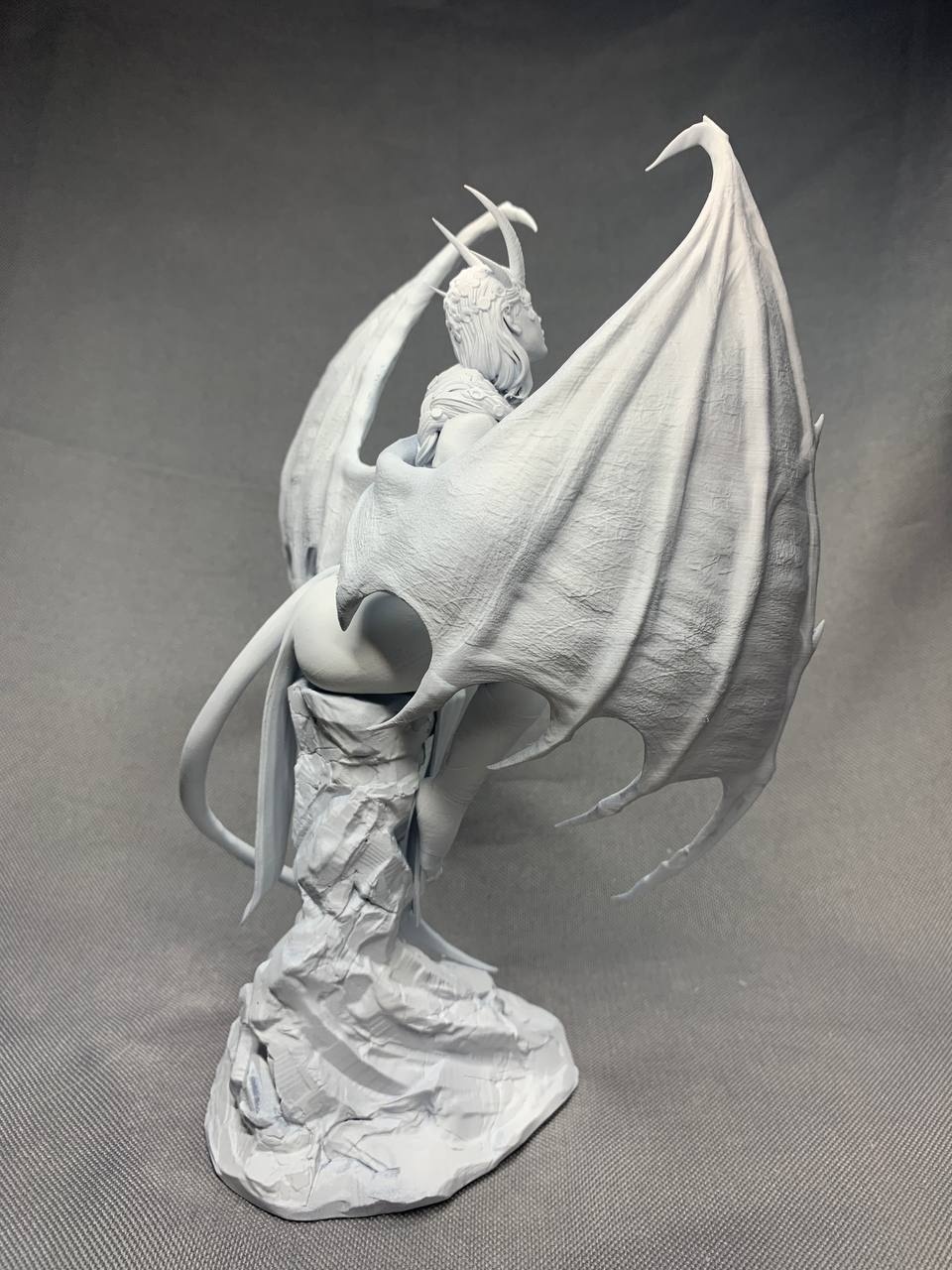 3D фигурка дьяволицы Мизоры (Mizora) из Baldur's Gate 3, фотополимерная печать и роспись
