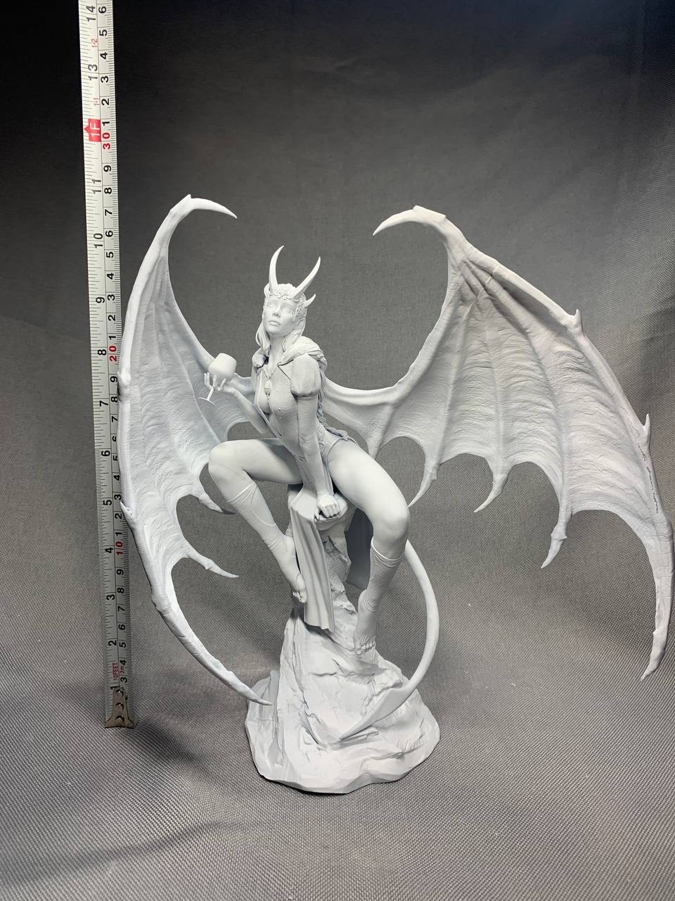 3D фигурка дьяволицы Мизоры (Mizora) из Baldur's Gate 3, фотополимерная печать и роспись