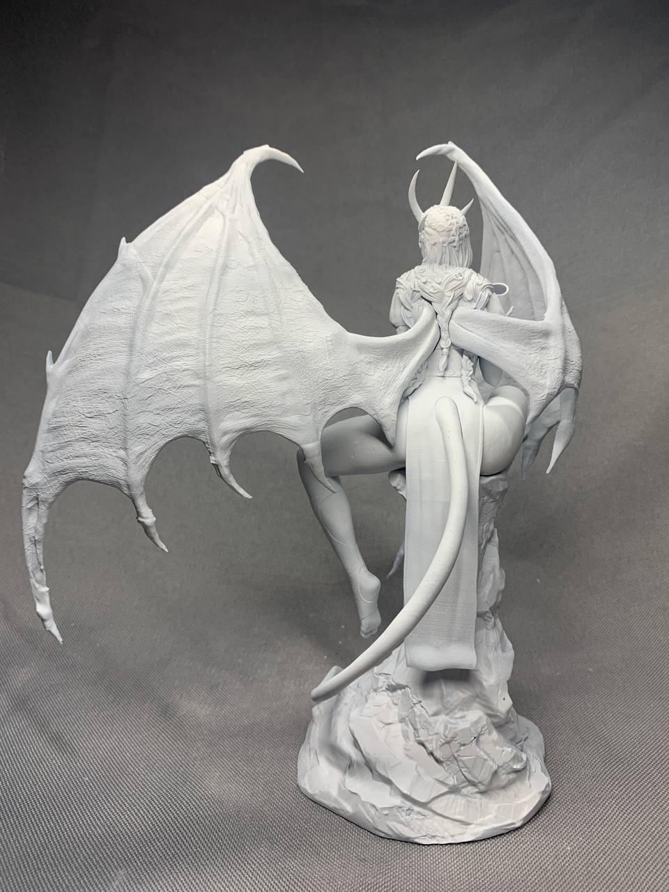 3D фигурка дьяволицы Мизоры (Mizora) из Baldur's Gate 3, фотополимерная печать и роспись