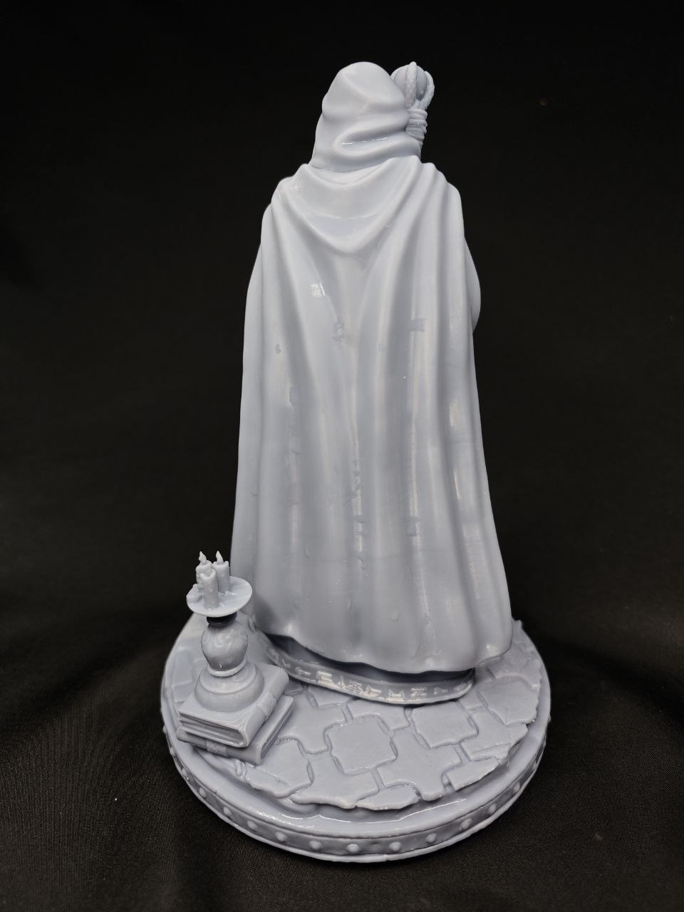 3D статуэтка мага Рейстлина Маджере (Raistlin Majere) из Саги о Копье (Dragonlance), ручная работа