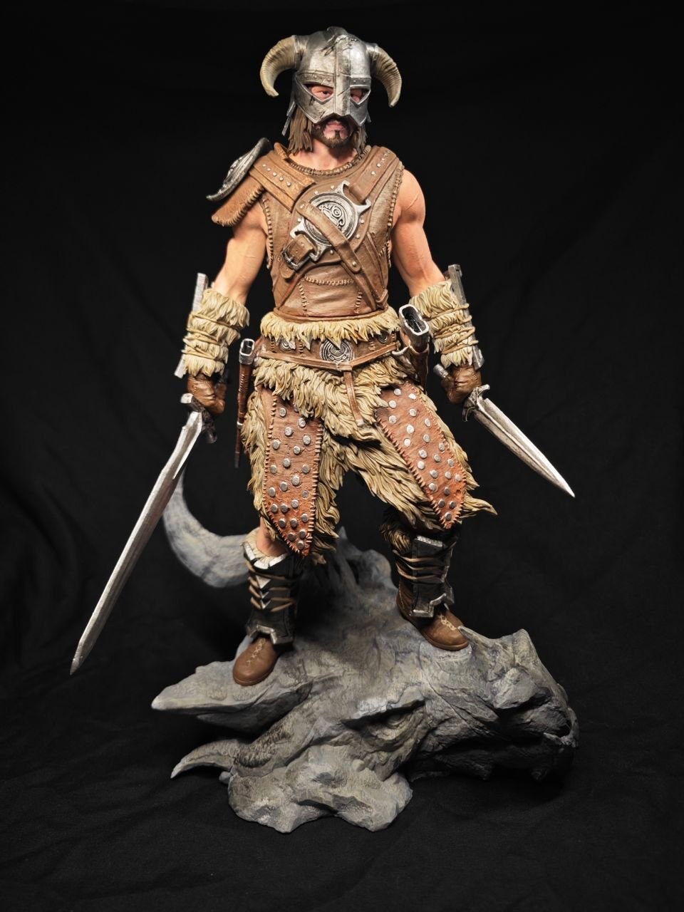Skyrim Dovahkin - фото 1 из 8