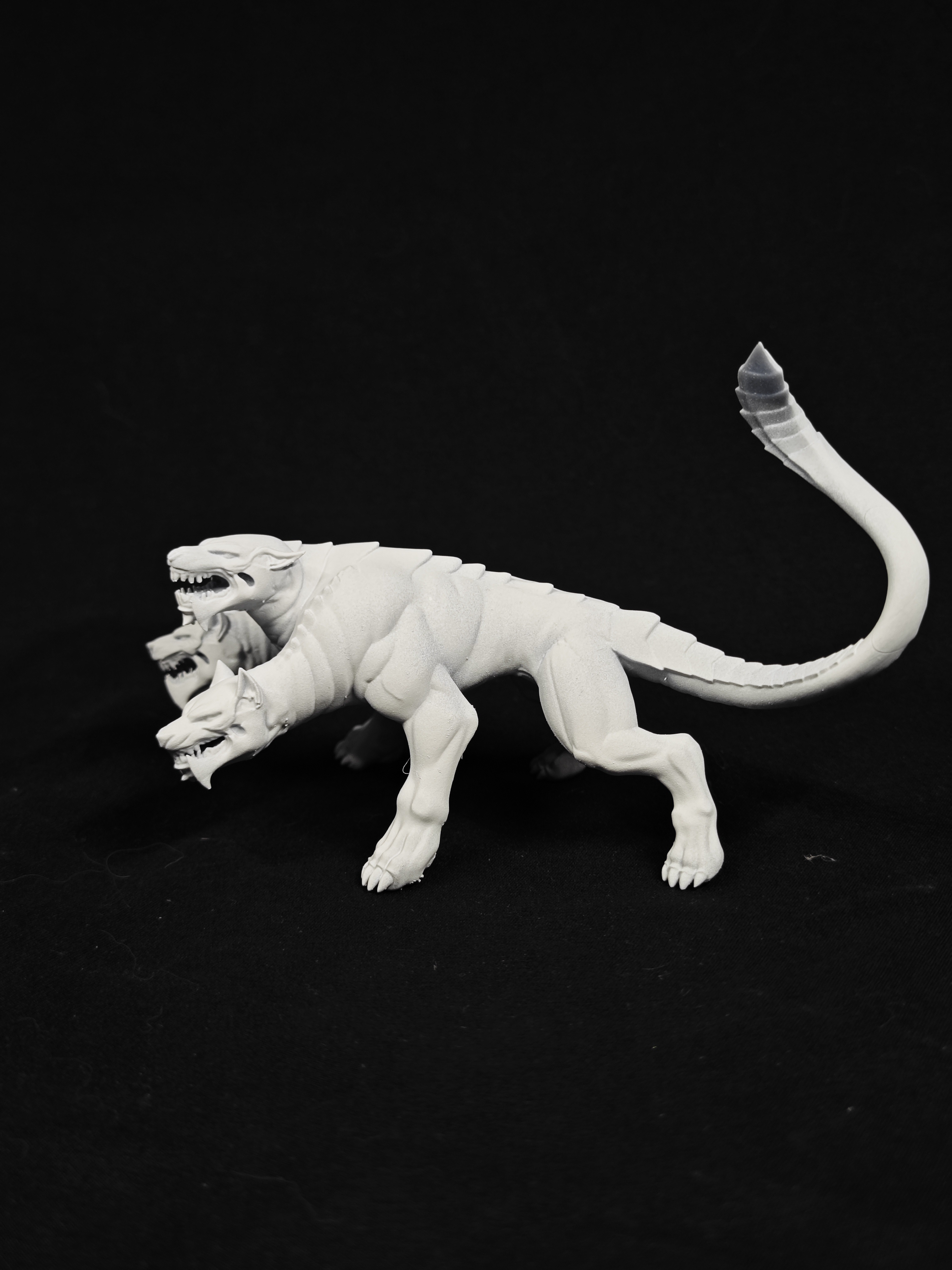 3D фигурка Трехголового Цербера (Cerberus) из Герои Меча и Магии 5 (HOMM5), профессиональная покраска