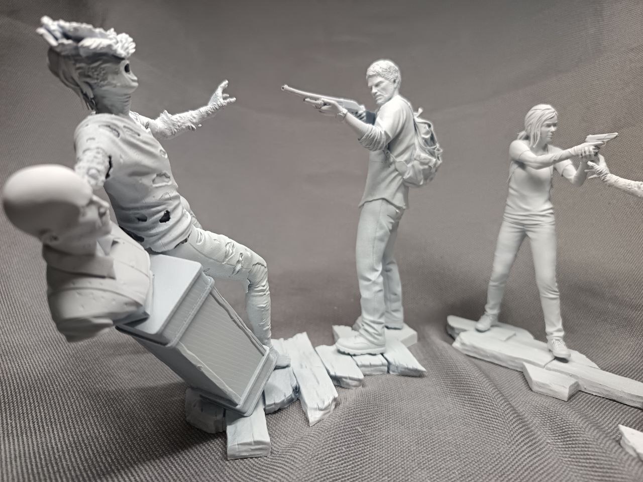 Сюжетная 3D диорама по мотивам The Last of Us (Одни из нас) с Джоэлом и Элли, ручная покраска