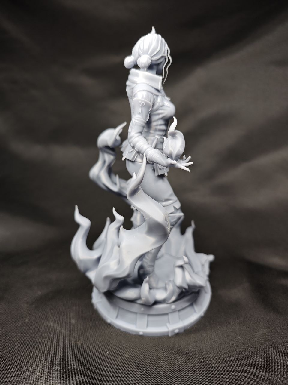 Кастомная 3D фигурка Трисс Меригольд (Triss Merigold) из игры Ведьмак (The Witcher), ручная покраска